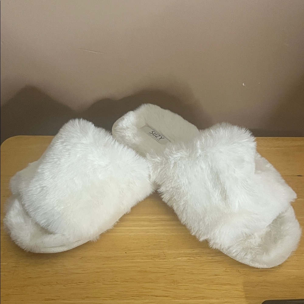 😄Vintage Suzy Shier dressing shoes slippers